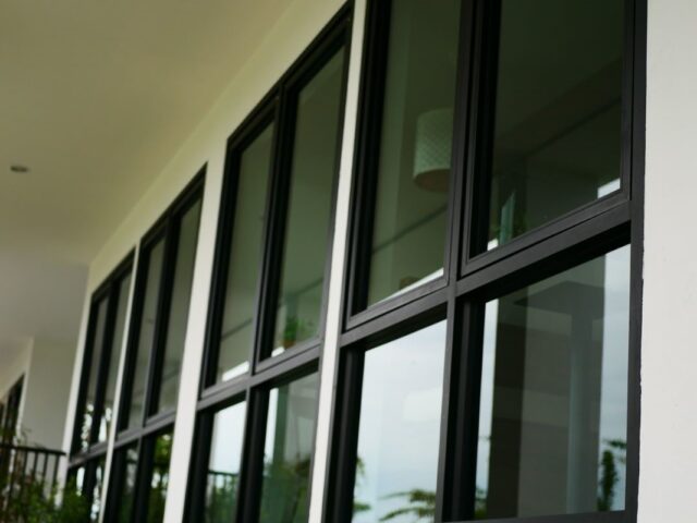 Kiedy i dlaczego warto się zdecydować na stolarkę aluminiową?